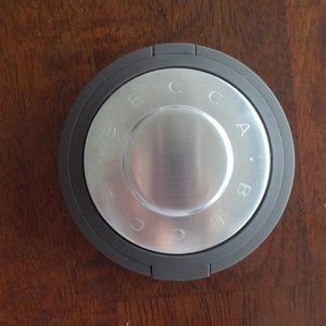 Becca Prosecco Pop Highlighter